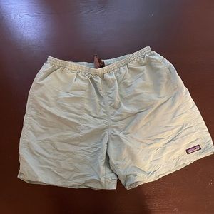 Patagonia 7” Baggies size L